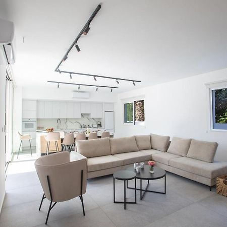 Kube Luxury Villas أيا نابا المظهر الخارجي الصورة