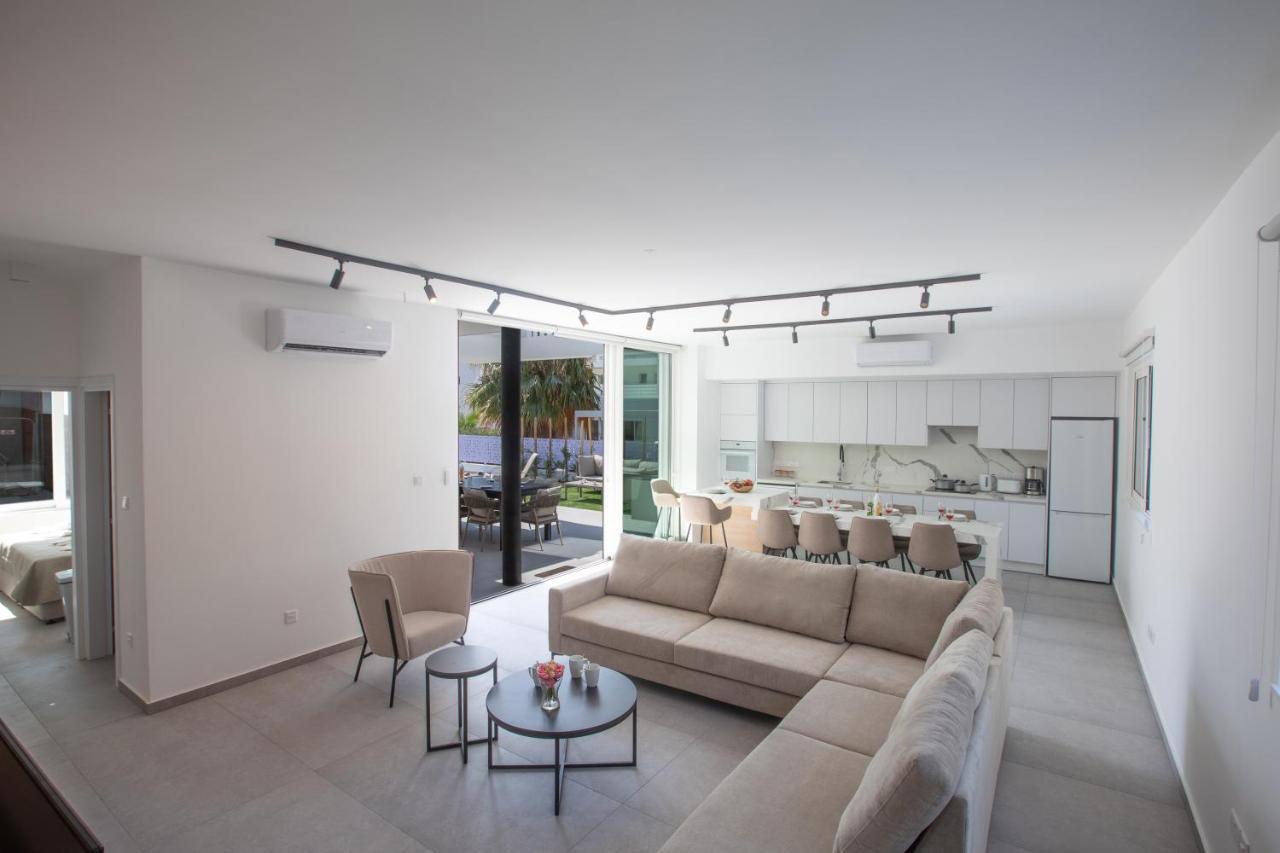 Kube Luxury Villas أيا نابا المظهر الخارجي الصورة