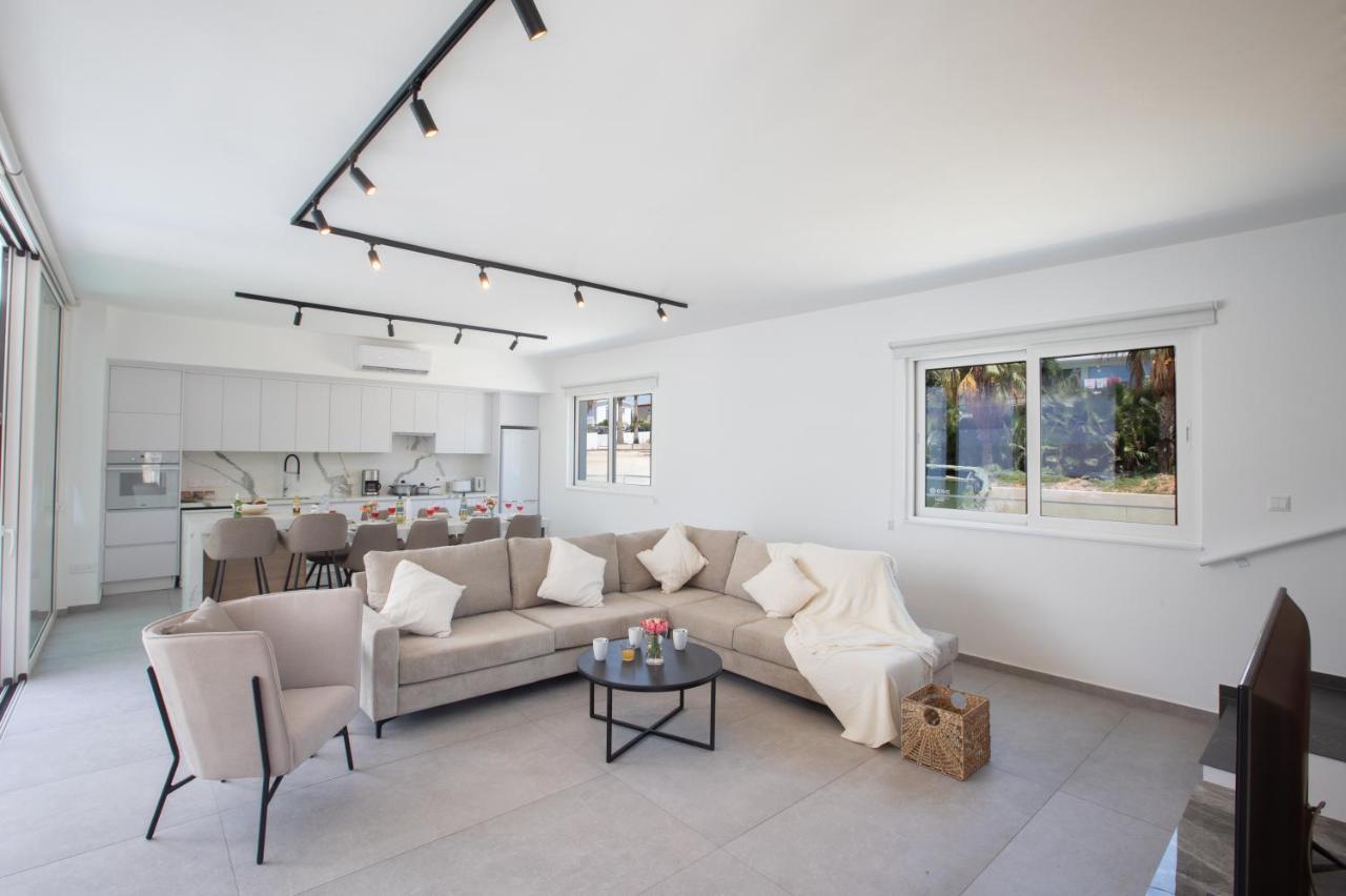 Kube Luxury Villas أيا نابا المظهر الخارجي الصورة