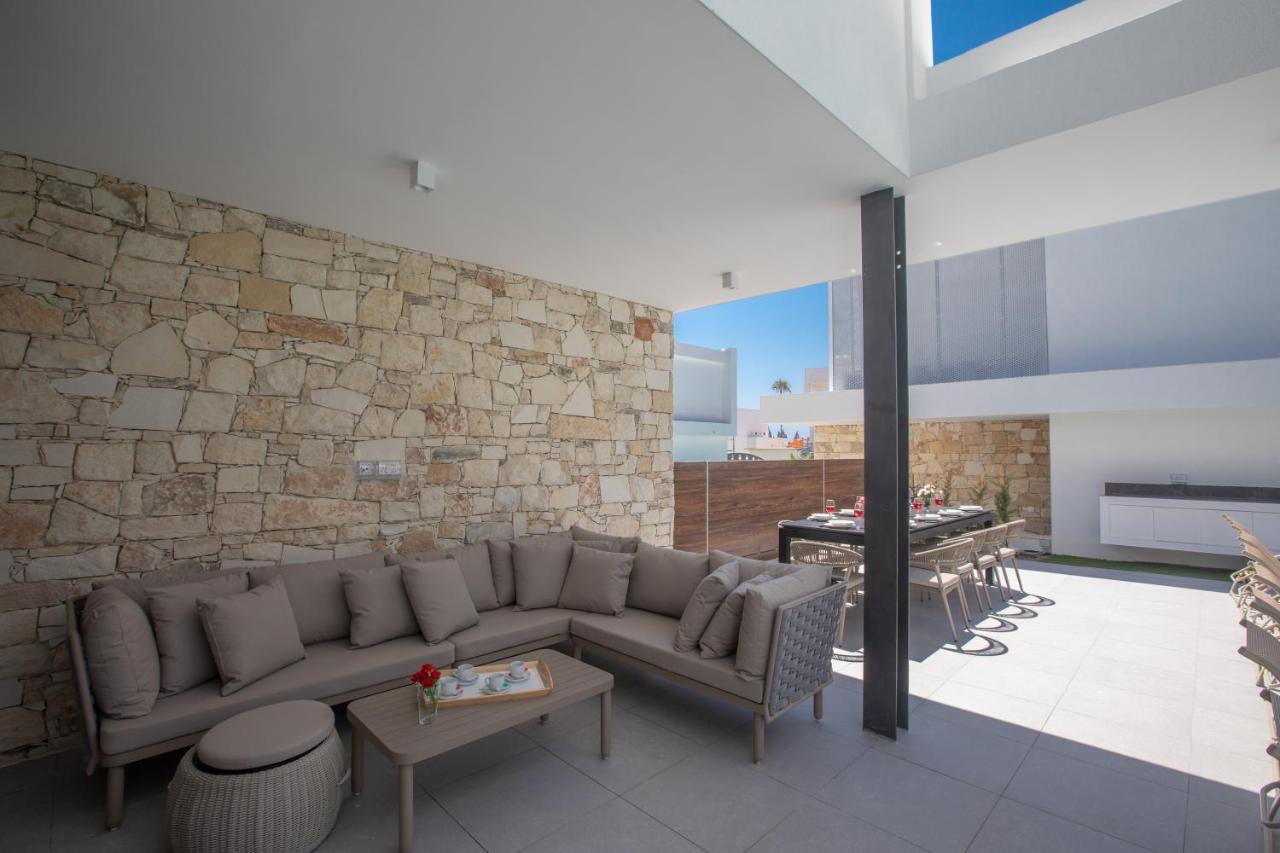 Kube Luxury Villas أيا نابا المظهر الخارجي الصورة